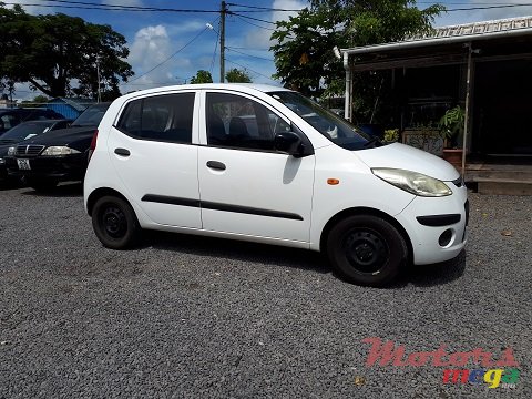 2010' Hyundai i10 photo #1