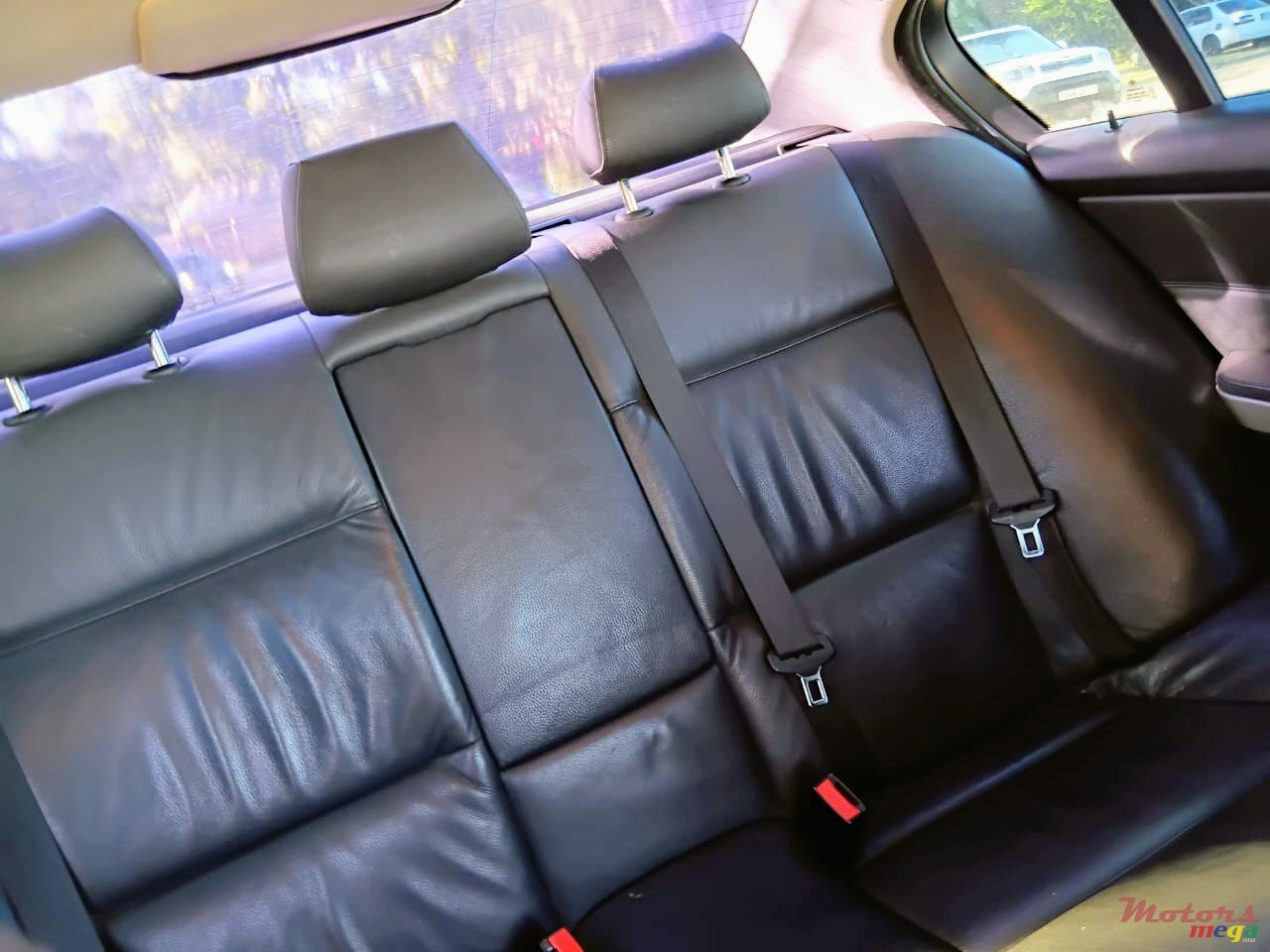 2005' BMW 320 photo #4