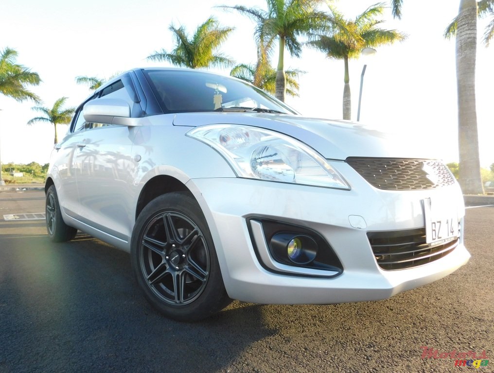 2014' Suzuki Swift photo #1