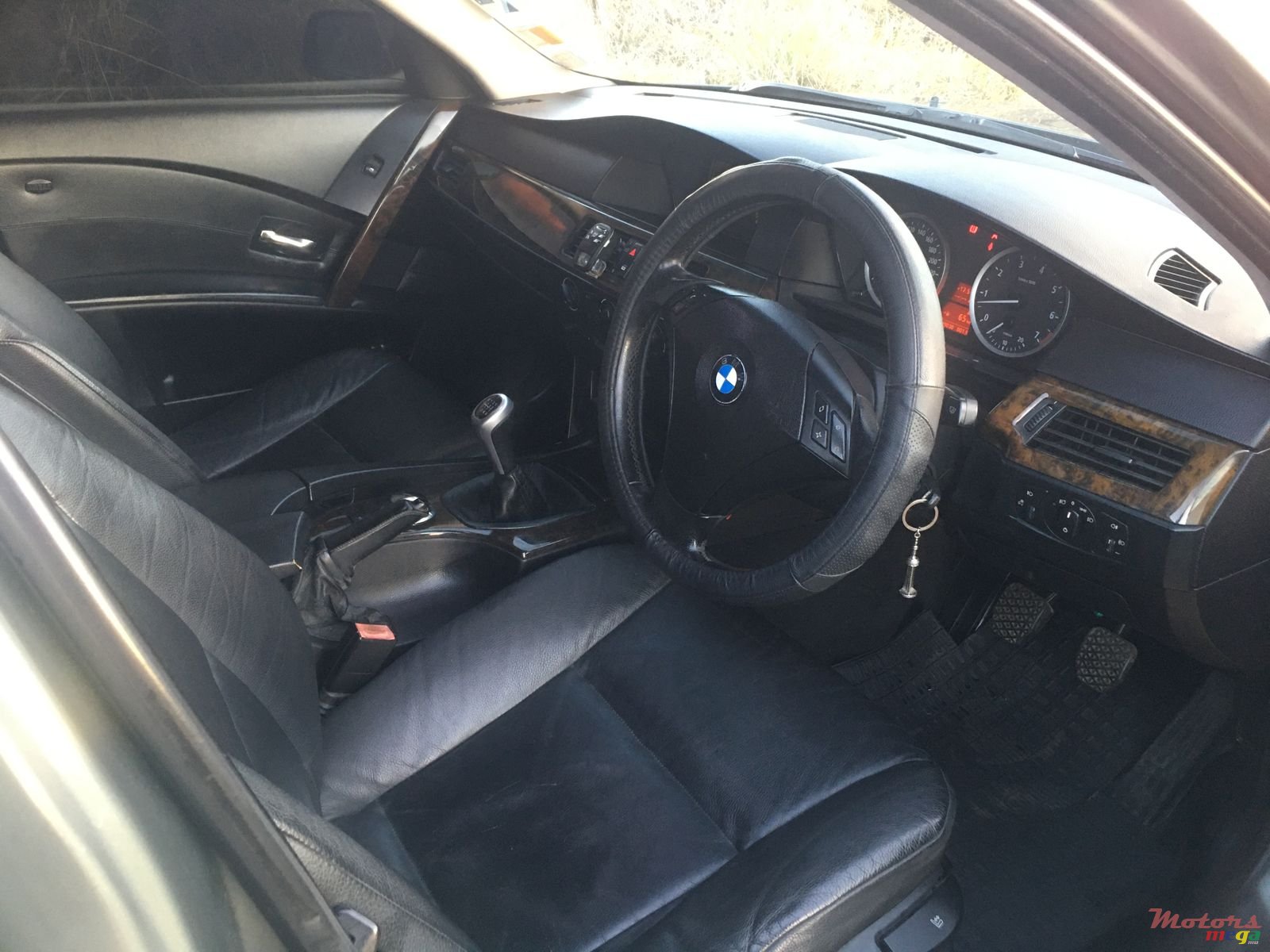 2004' BMW 5 Series photo #7