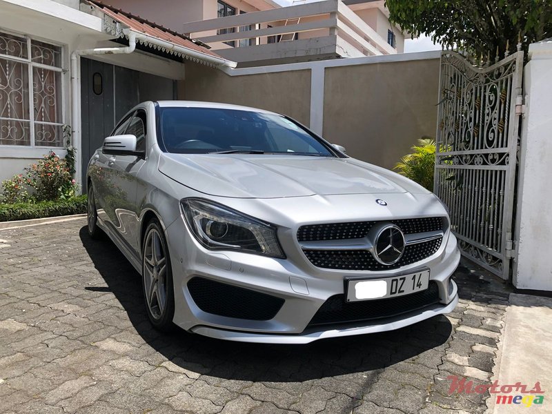 2014' Mercedes-Benz CLA180 AMG Pack photo #2