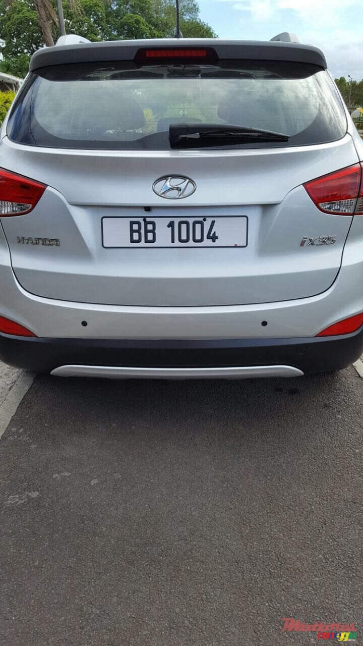 2011' Hyundai ix35 photo #4