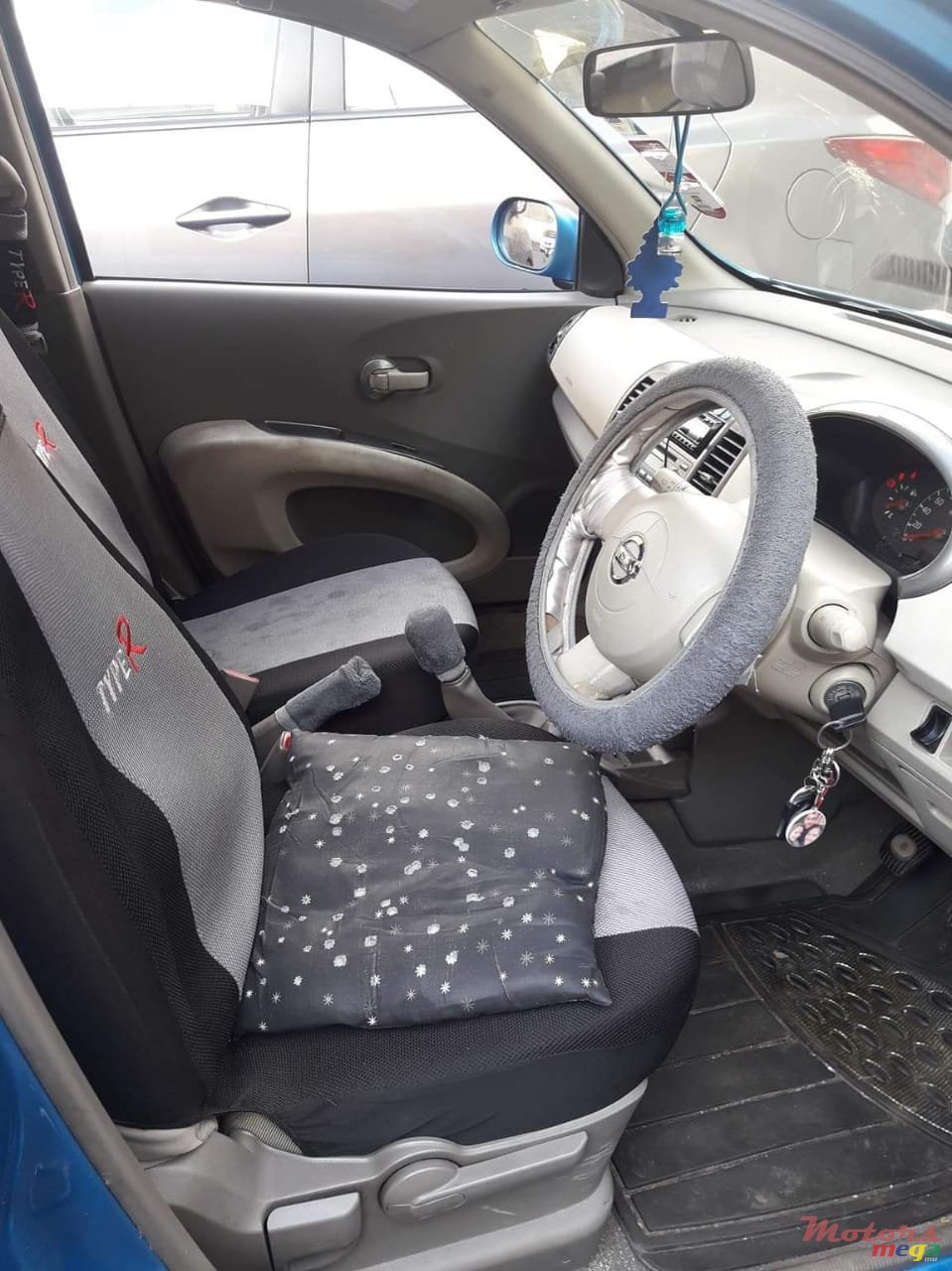 2002' Nissan March photo #1