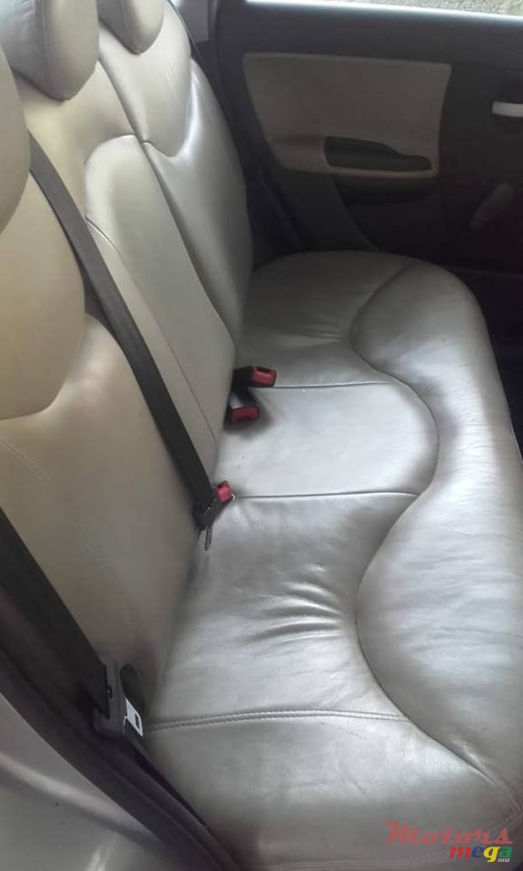 2008' Citroen C3 photo #5