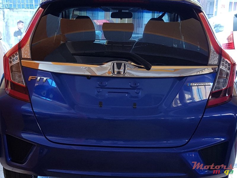2015' Honda Fit photo #4