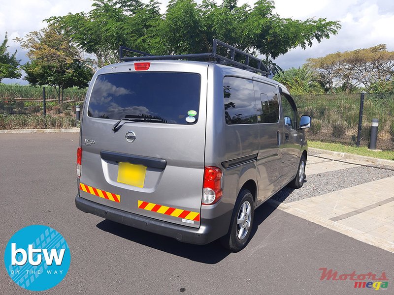 2016' Nissan NV200 photo #3