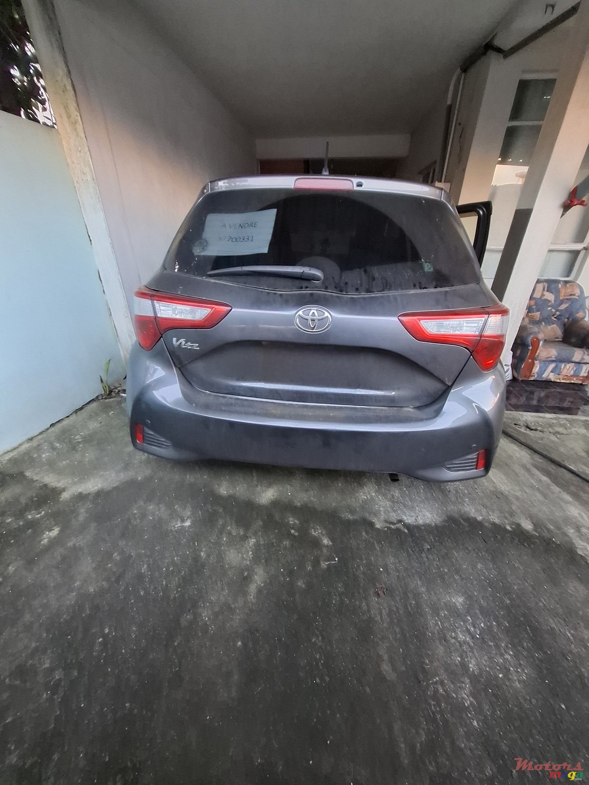 2017' Toyota Vitz None photo #3