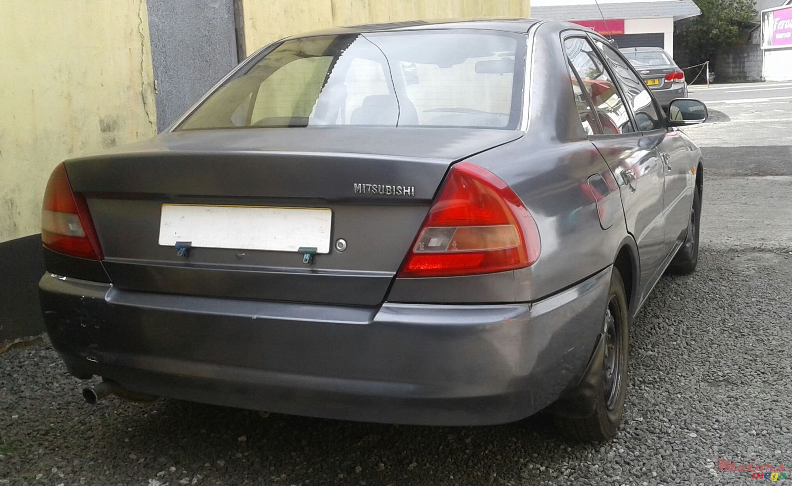 1996' Mitsubishi Lancer photo #3