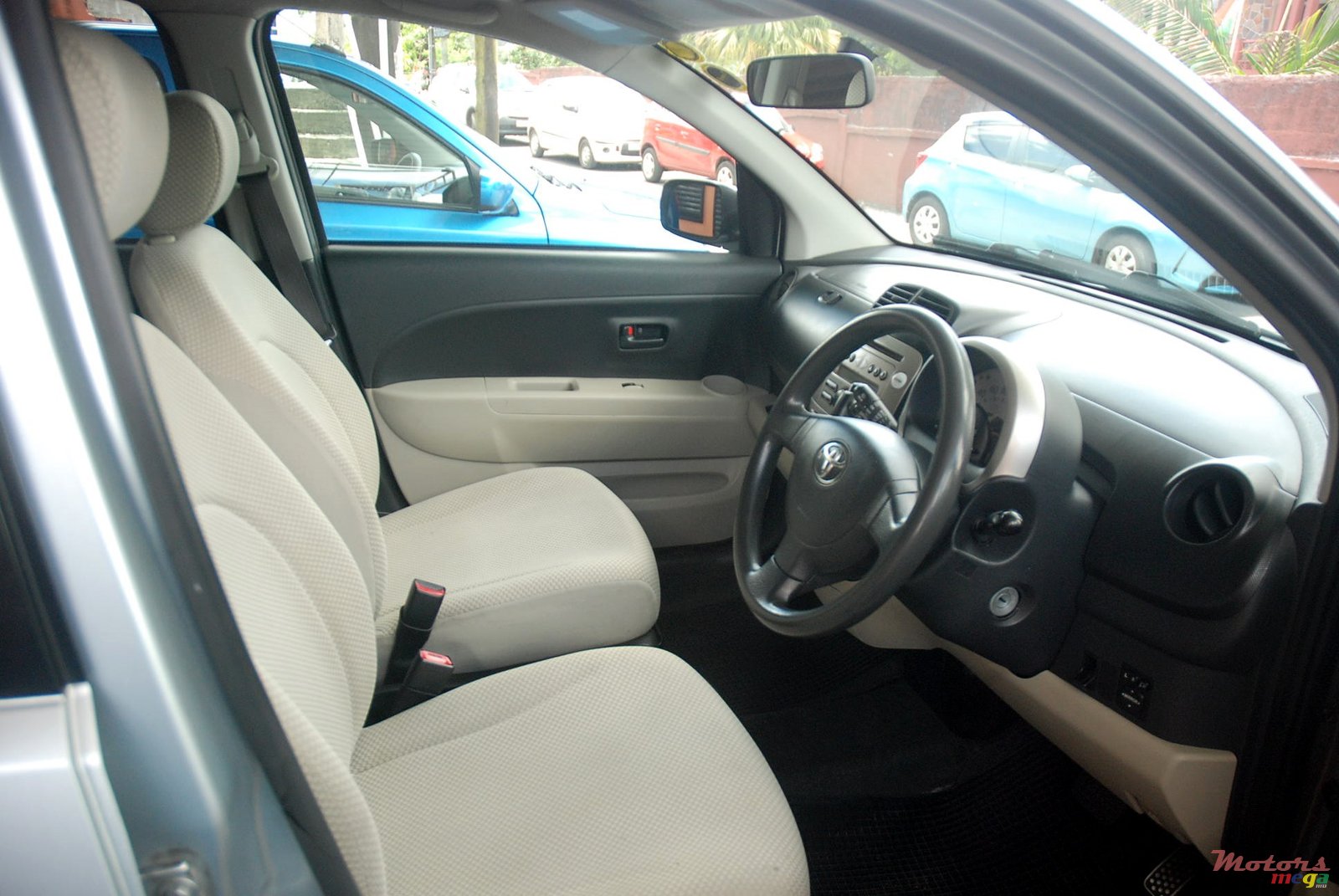 2009' Toyota PASSO JAPAN photo #4