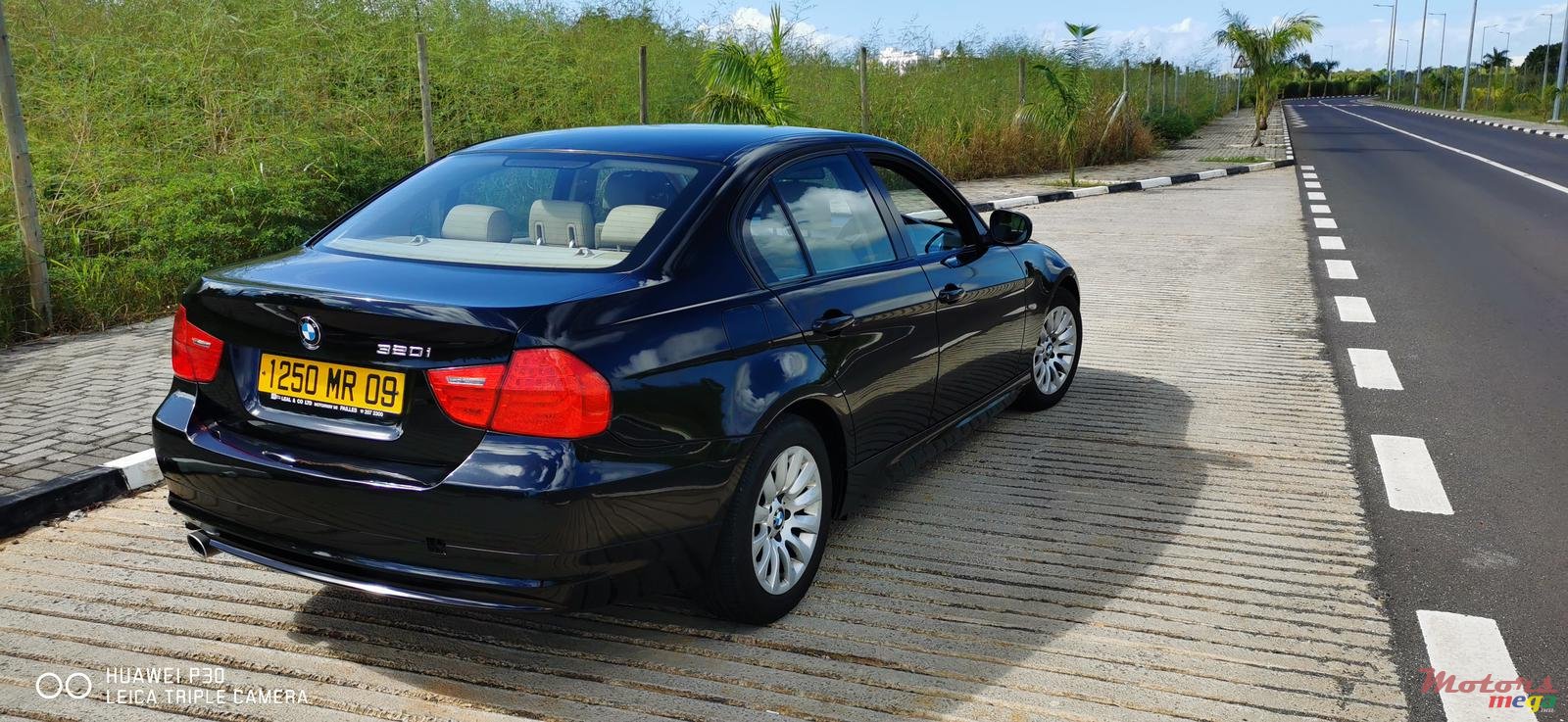 2009' BMW 320 photo #5