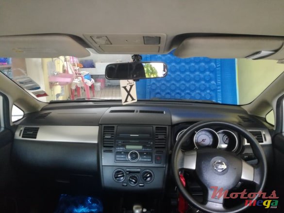 2006' Nissan Tiida photo #5