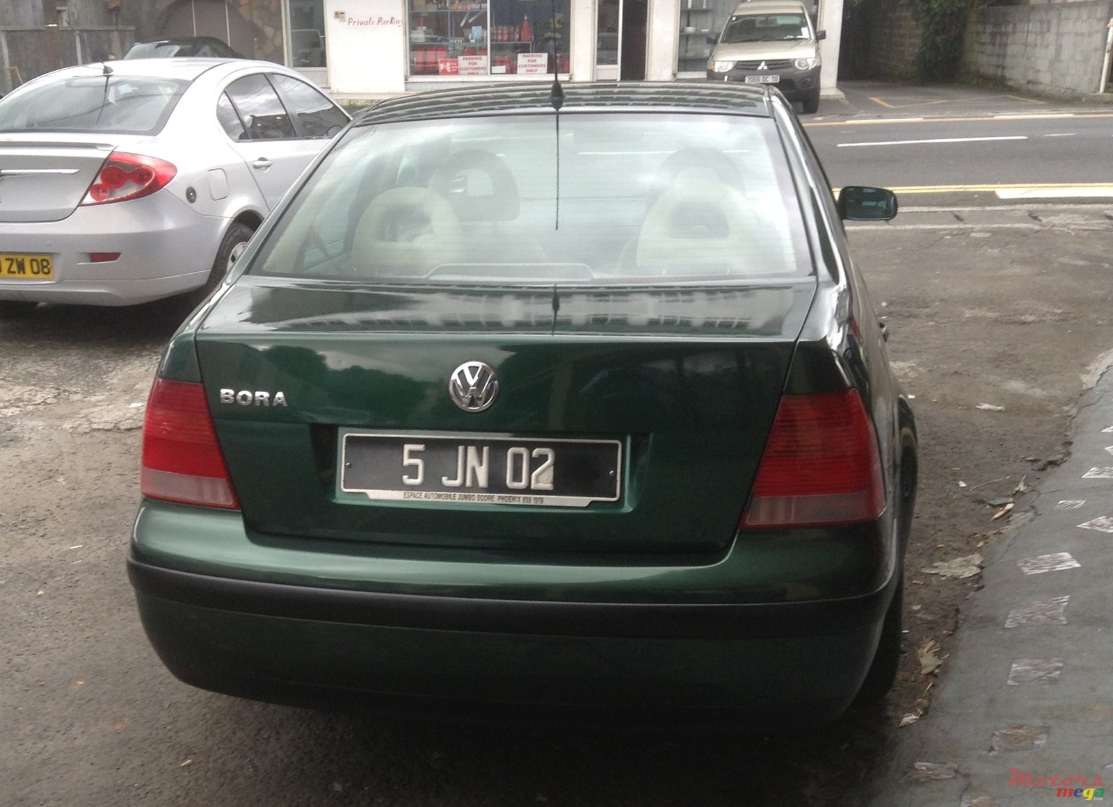 2002' Volkswagen Bora photo #3