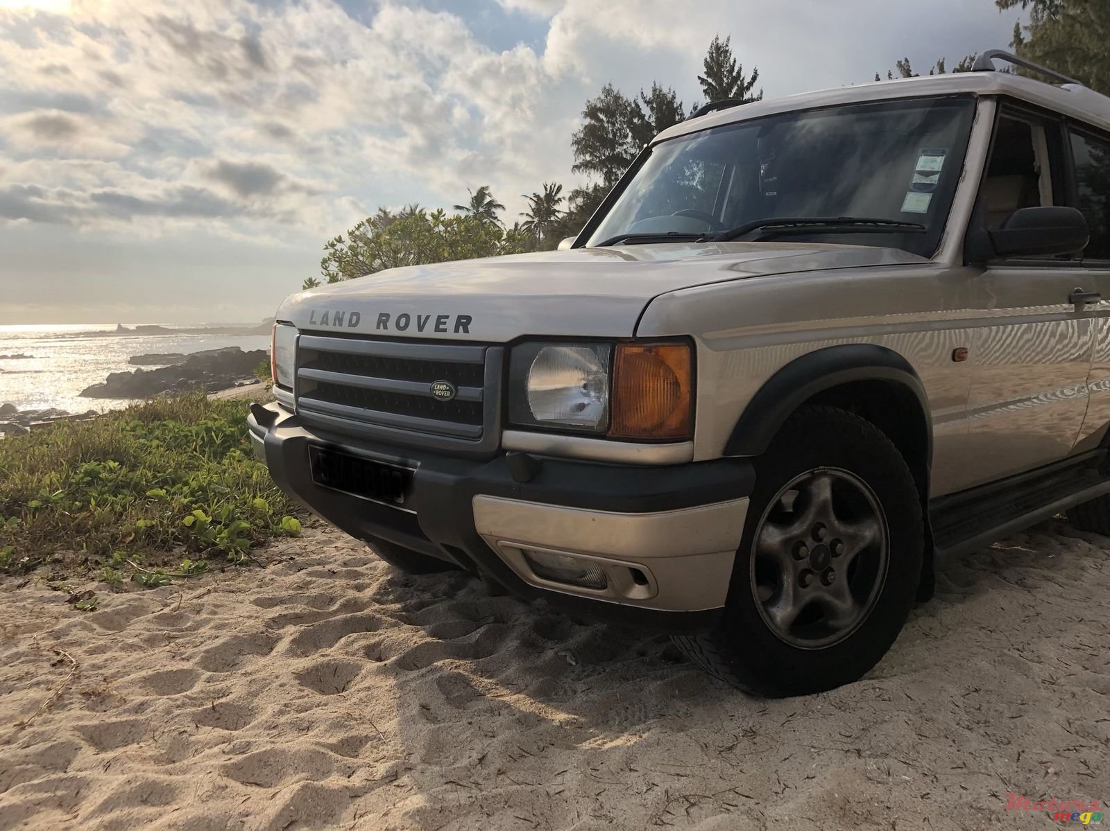 2003' Land Rover Discovery Td5 photo #1