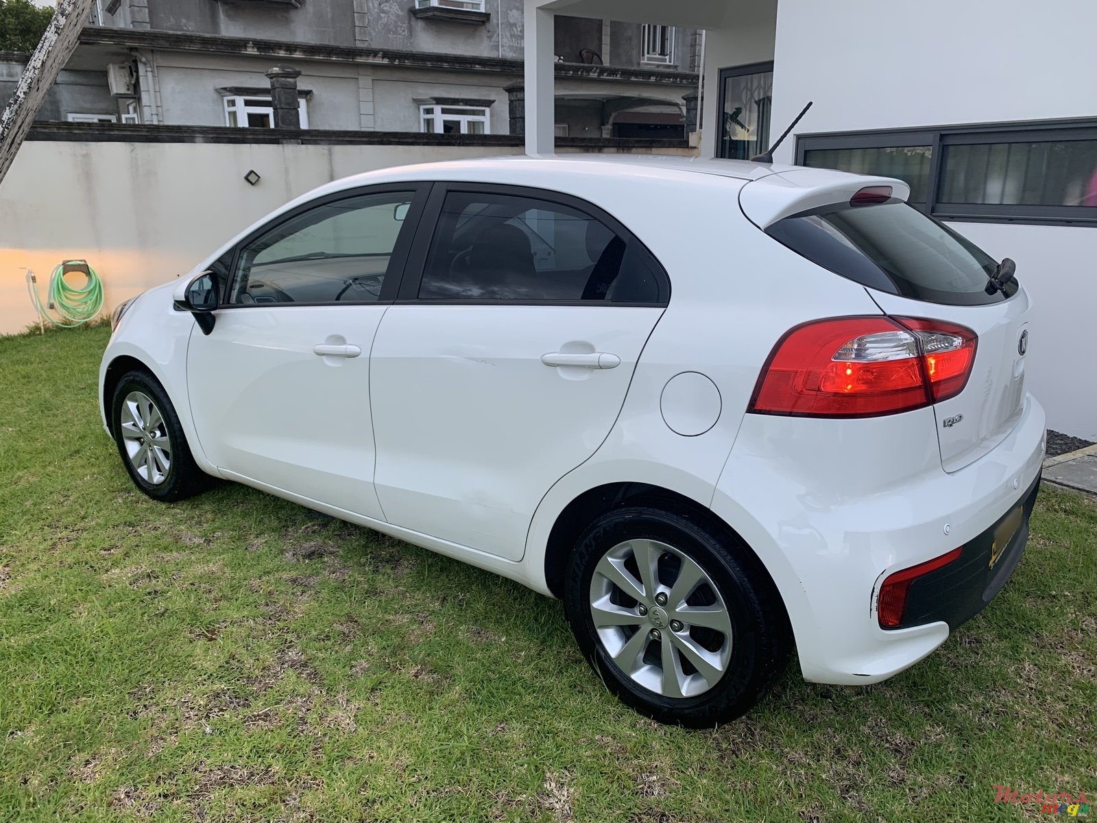2017' Kia Rio photo #4