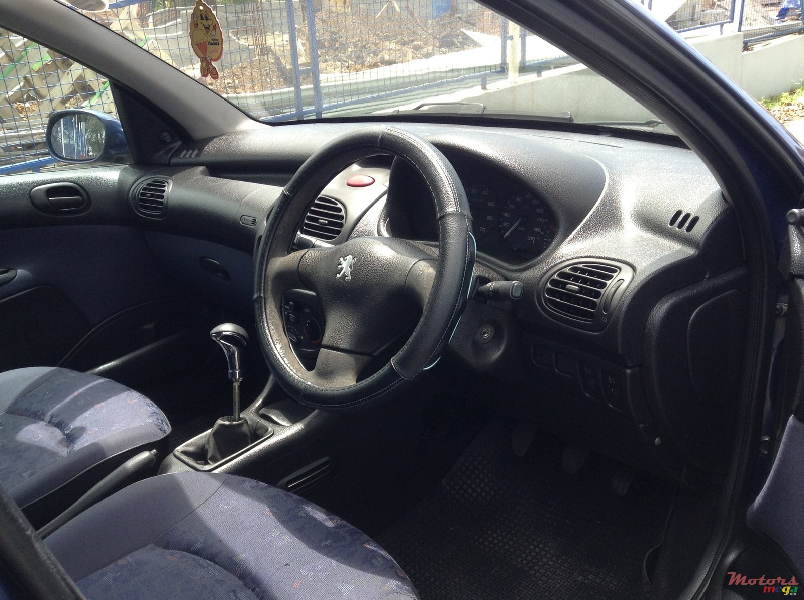 2000' Peugeot 206 photo #4