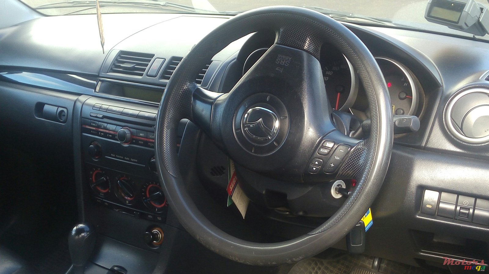 2004' Mazda photo #7