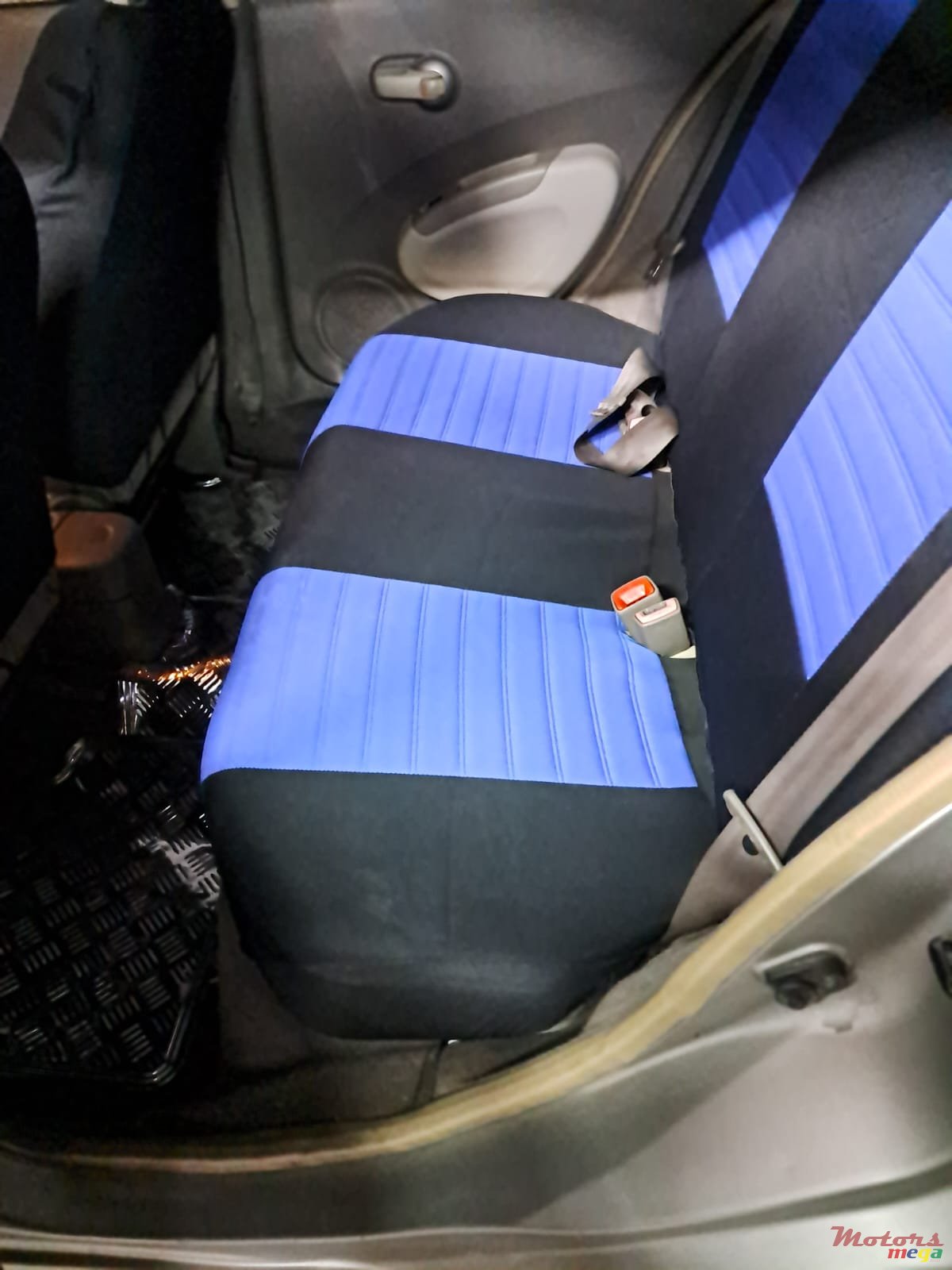 2005' Nissan March photo #4