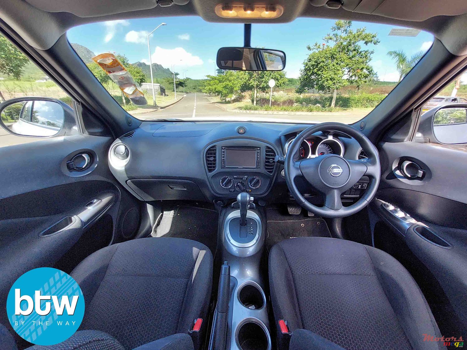 2013' Nissan Juke photo #6