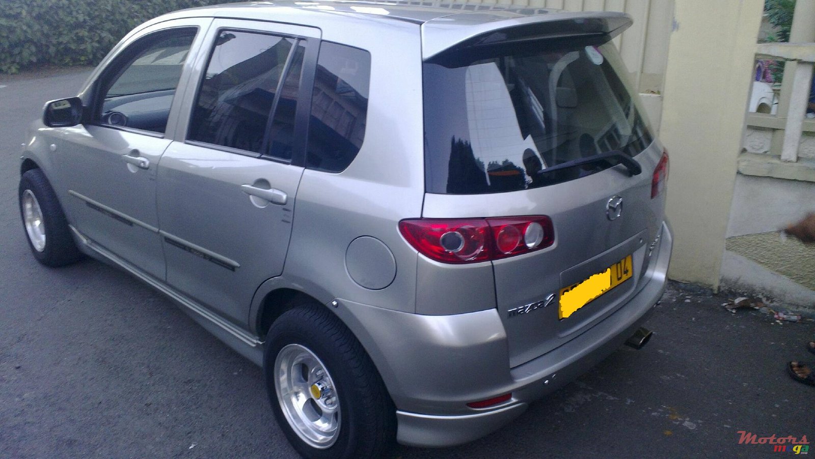 2004' Mazda photo #1