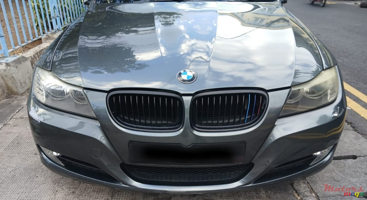 2009' BMW 3 Series Silencer photo #2