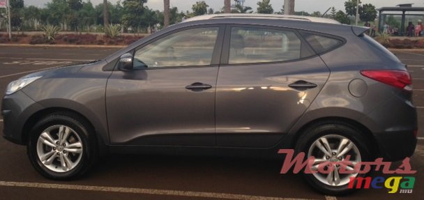 2013' Hyundai ix35 4x2 GL photo #3