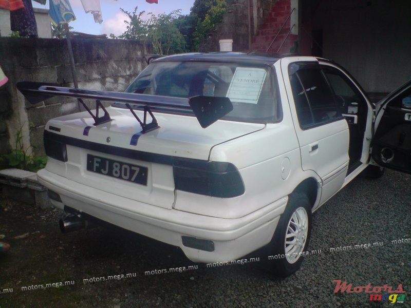 1992' Mitsubishi sport photo #2