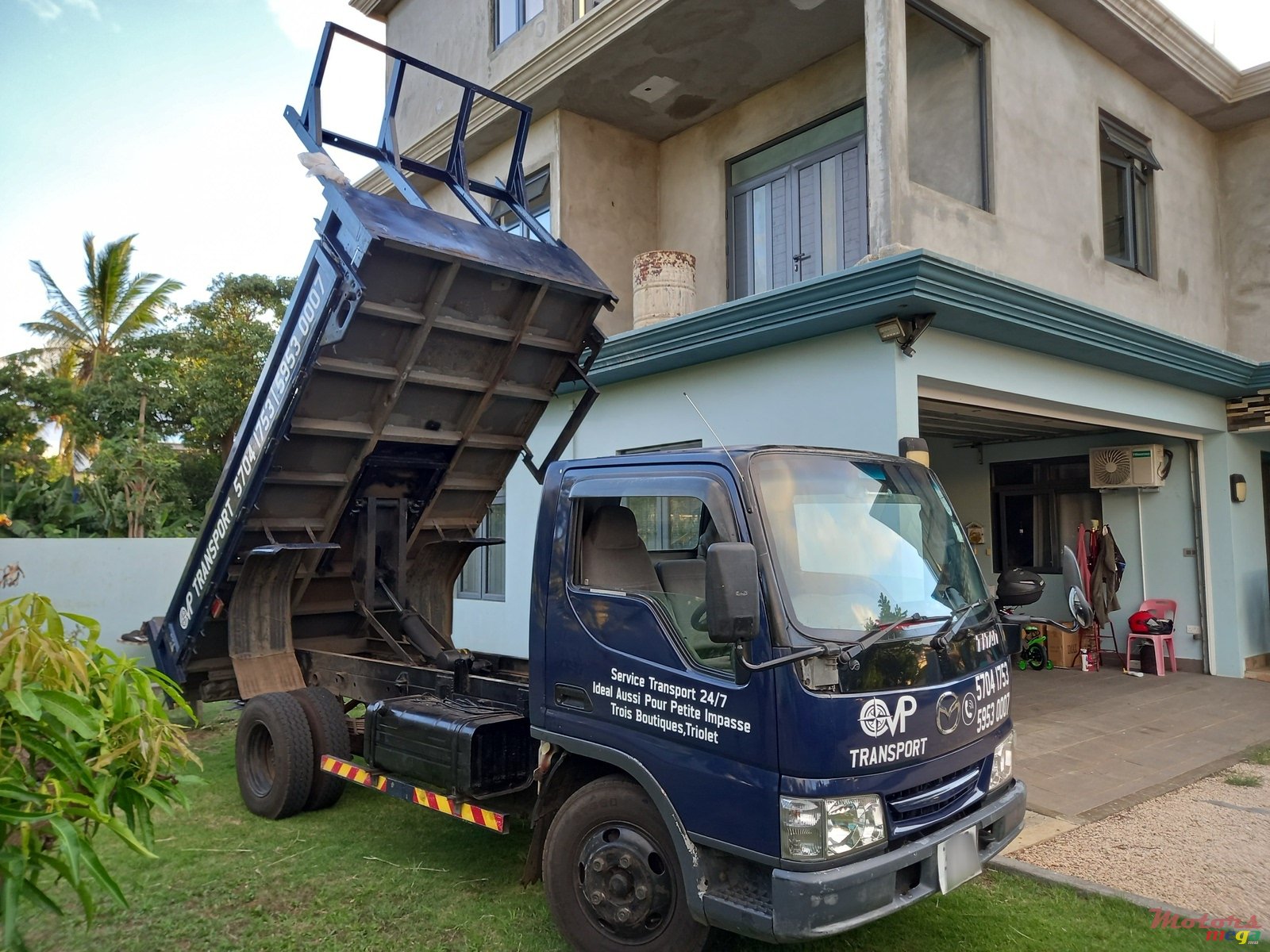 2003' Mazda Titan photo #1