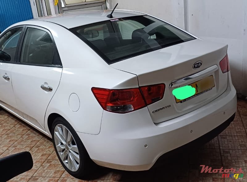 2012' Kia Cerato photo #7