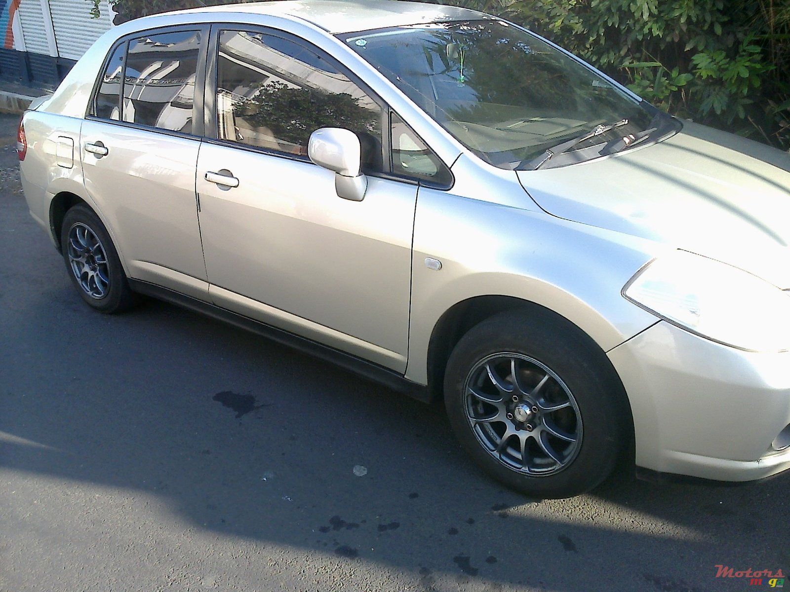 2007' Nissan Tiida photo #3