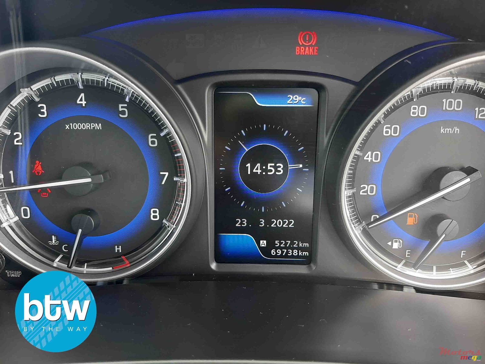 2016' Suzuki Baleno photo #7