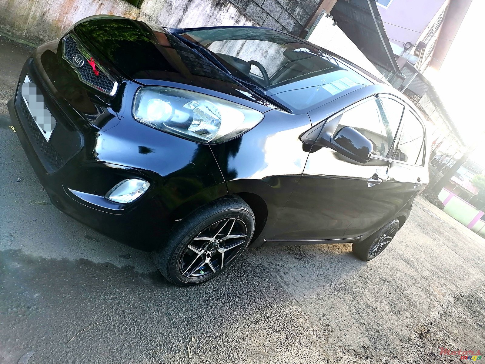 2012' Kia Picanto photo #1