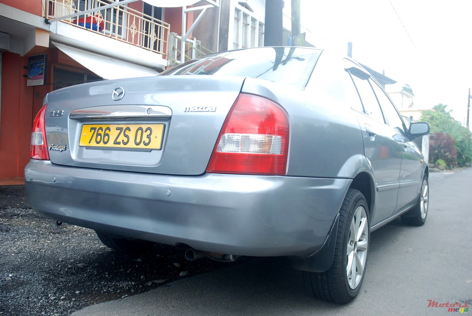 2003' Mazda Protege photo #1