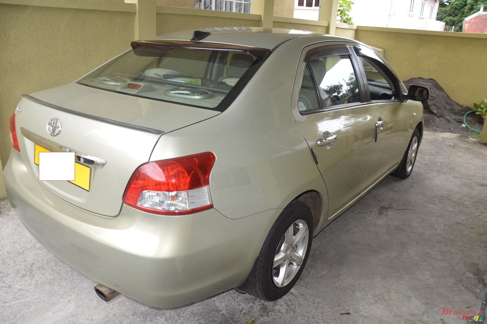 2006' Toyota Brevis toyota belta photo #2