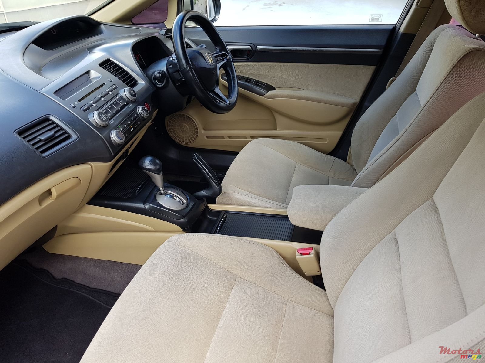 2007' Honda Civic automatic photo #6