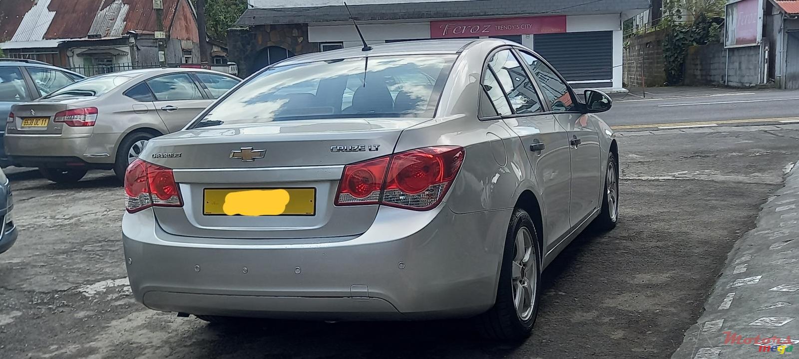 2013' Chevrolet Cruze photo #4