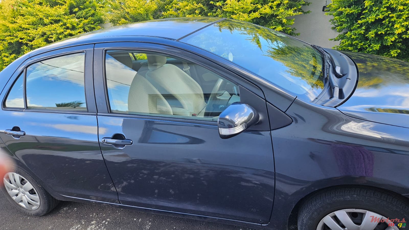 2008' Toyota Belta photo #2