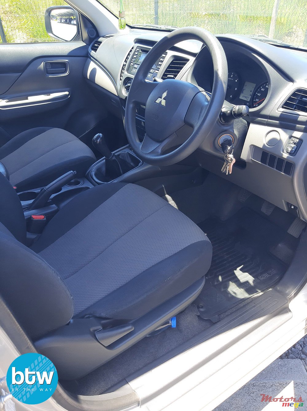 2019' Mitsubishi L 200 4X2 photo #5