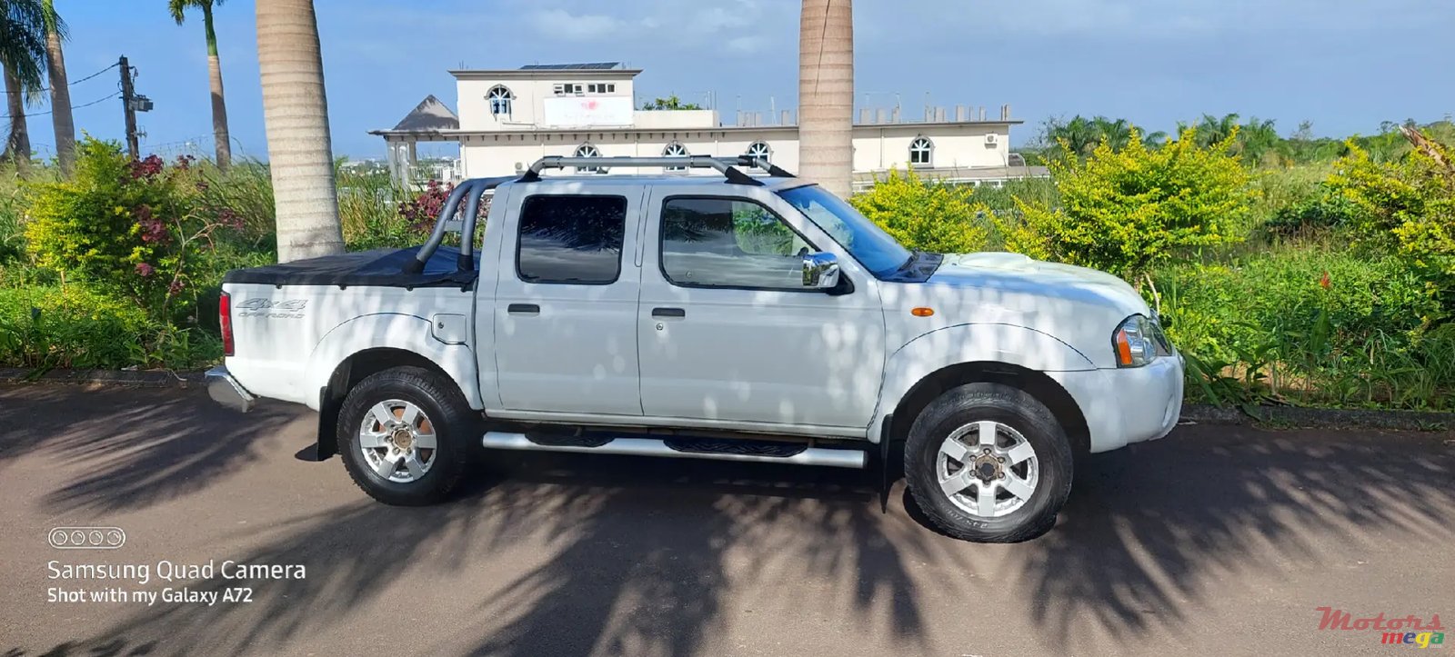 2014' Nissan NP300 photo #3