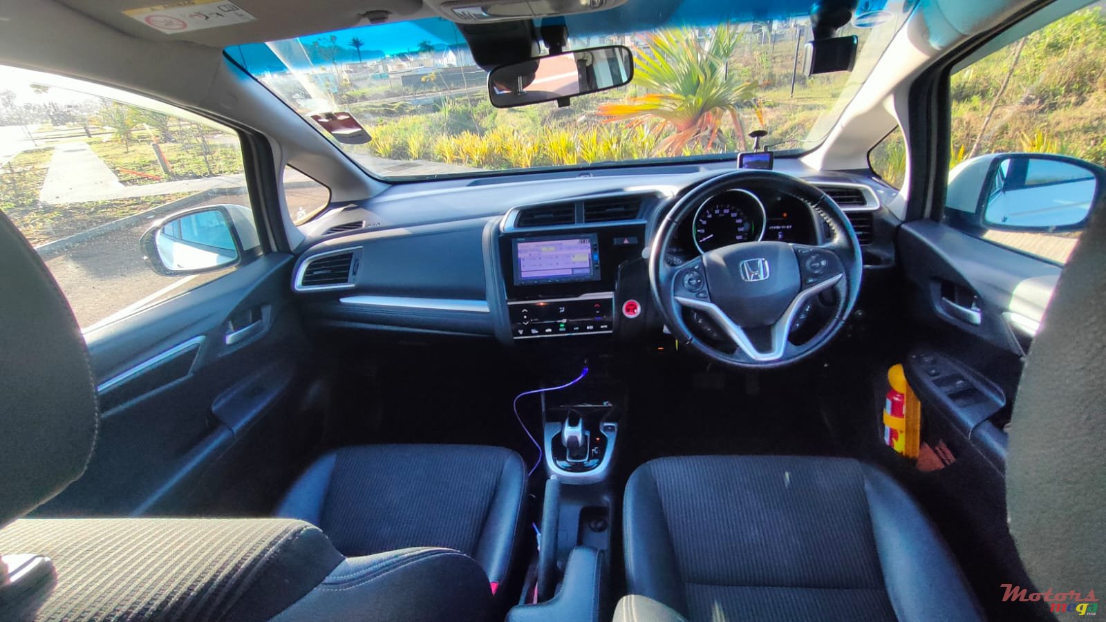 2017' Honda Fit Hybrid photo #5