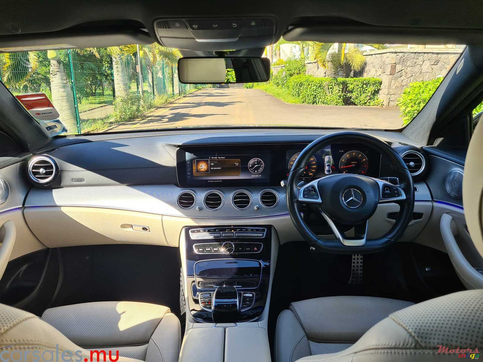 2017' Mercedes-Benz E 43 AMG Bi Turbo 4Matic photo #6