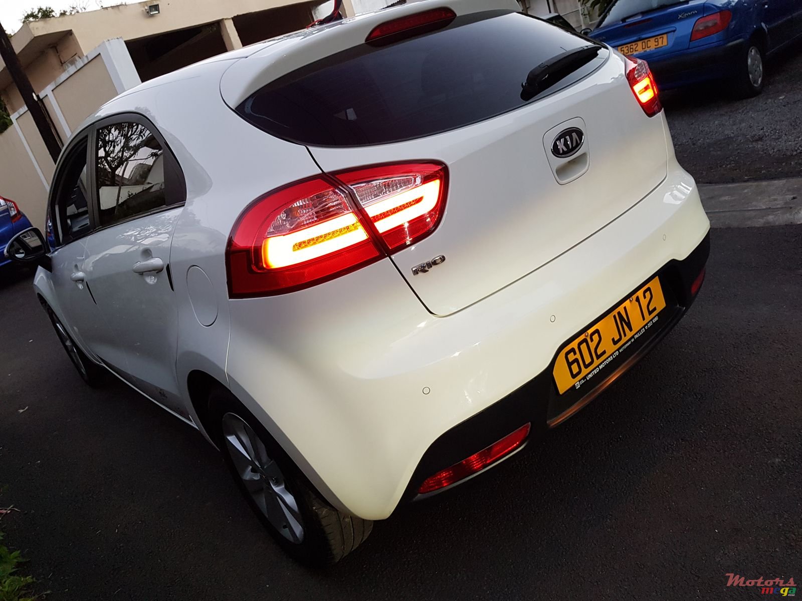 2012' Kia Rio photo #5