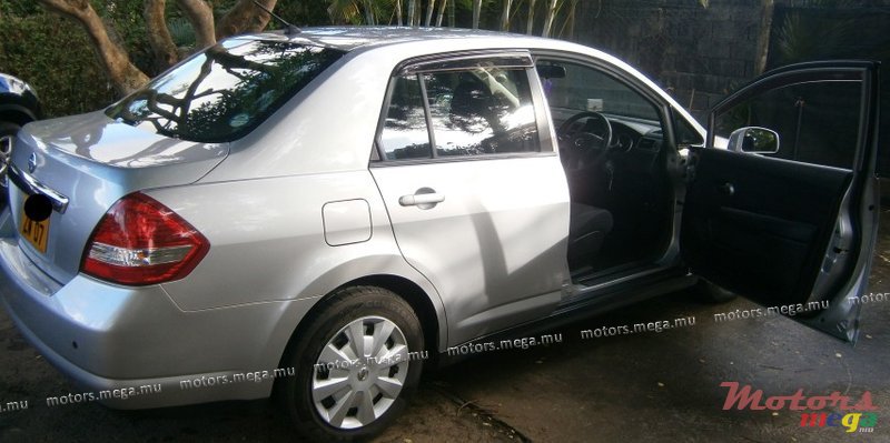 2007' Nissan Tiida photo #3