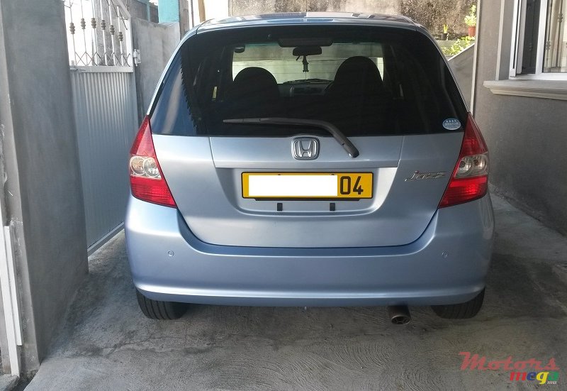 2004' Honda Jazz photo #2