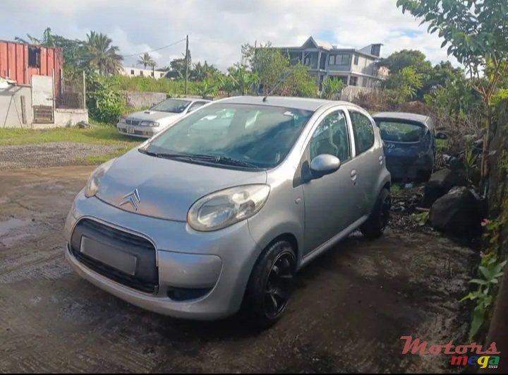 2012' Citroen C1 photo #1