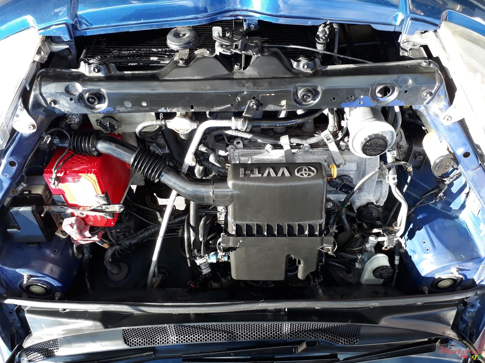 1999' Toyota Vitz photo #5