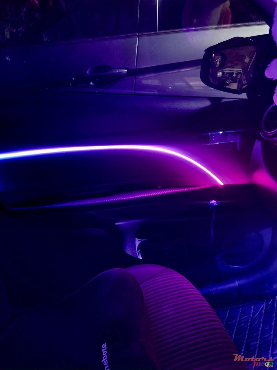 2014' Mitsubishi Mirage photo #4