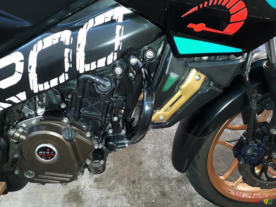 2017' Bajaj Pulsar photo #6
