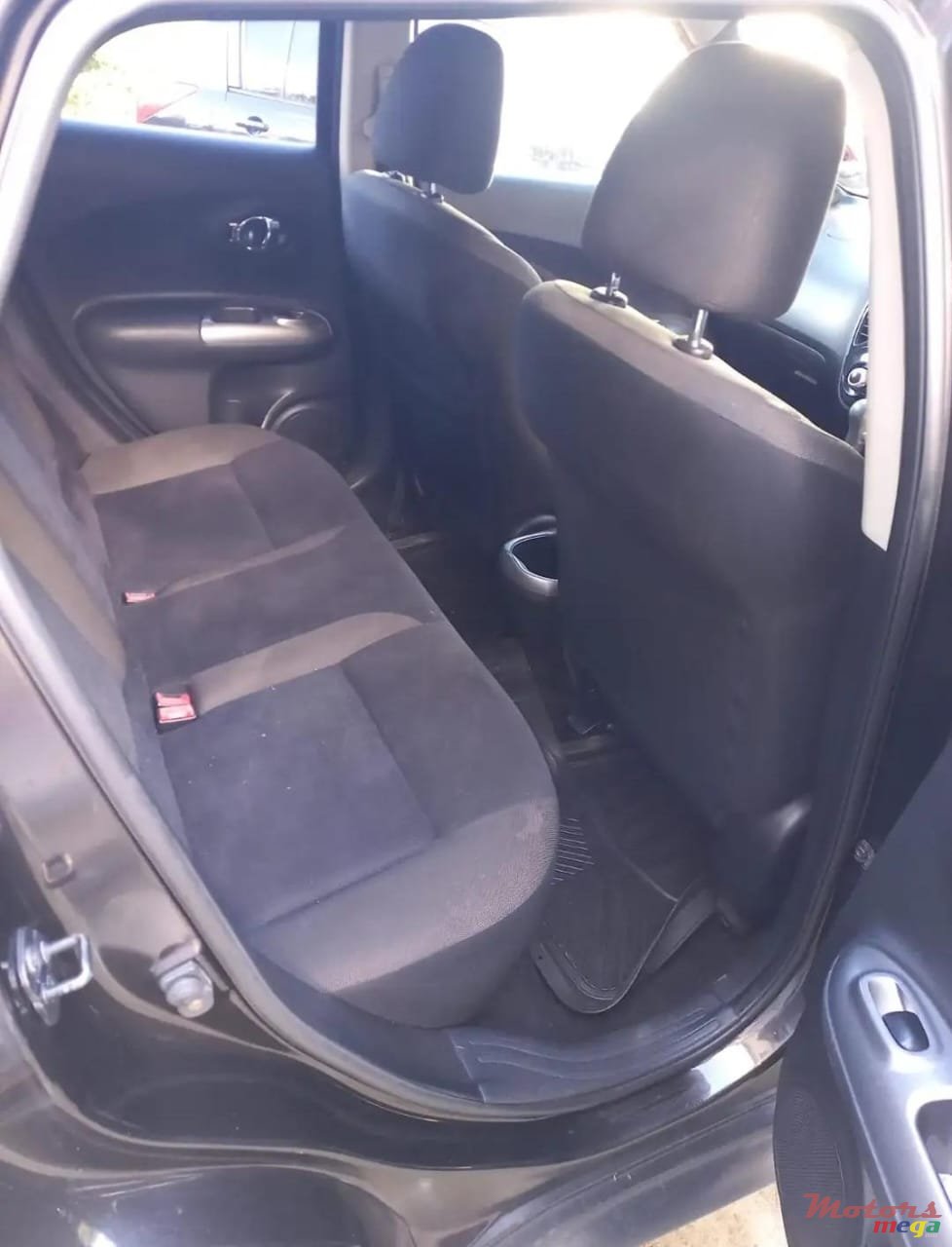 2010' Nissan Juke photo #5