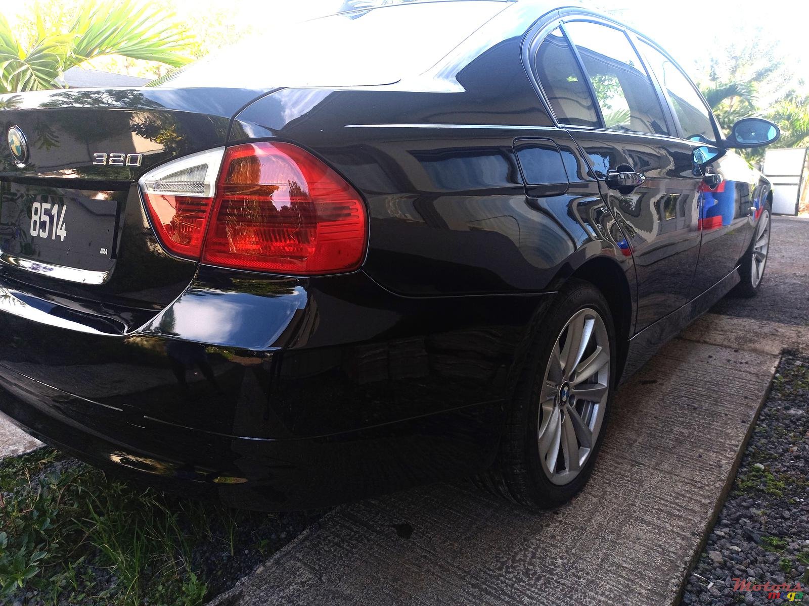 2008' BMW 320 photo #4