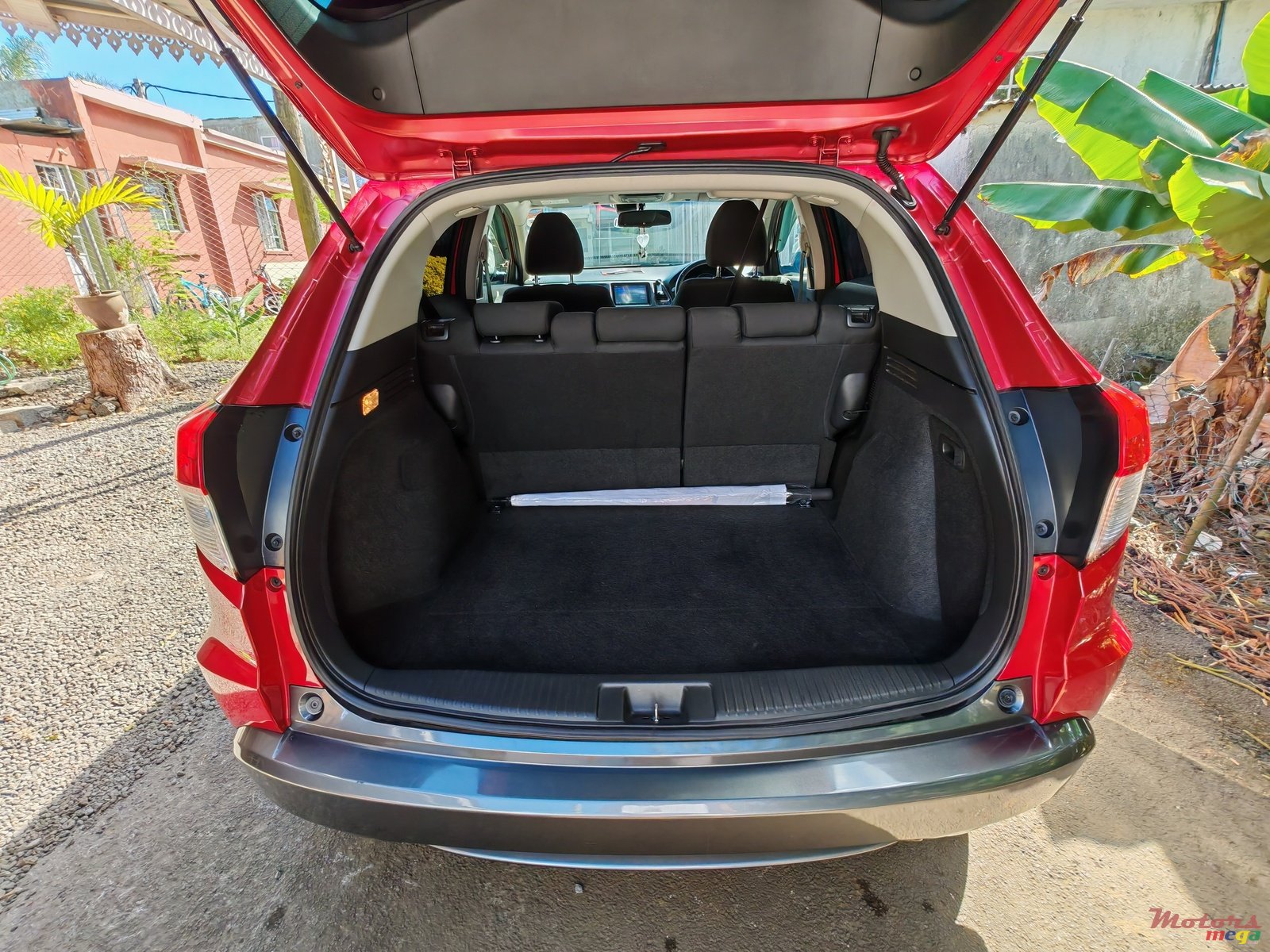 2016' Honda HR-V Vezel Z Sensing photo #5